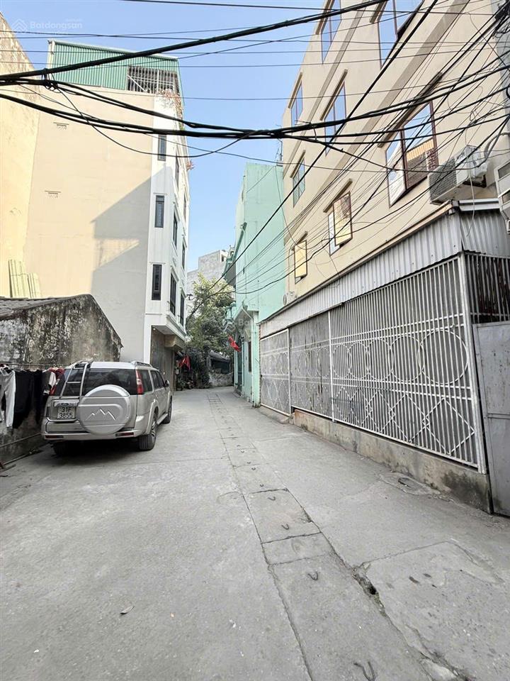 Đất phân lô quân đội  oto đỗ cổng  cạnh vành đai 3.5  diện tích hiếm.