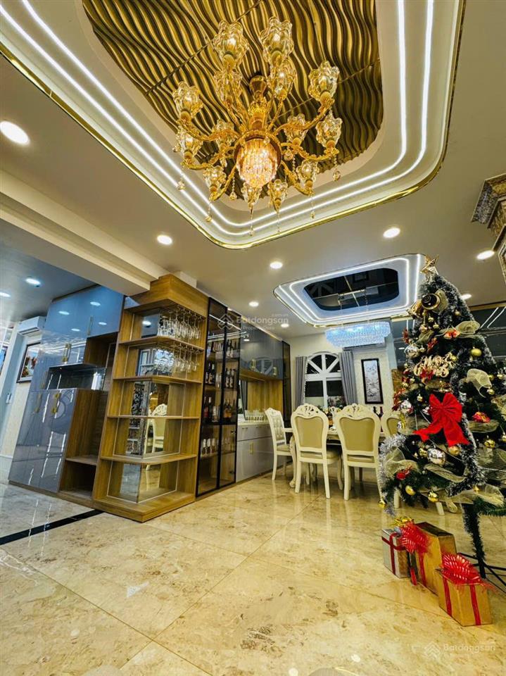 Siêu phẩm hxh 5m bành văn trân  cách mạng tháng tám, p7, tb, 74m2, nở hậu 6.35m, giá 11.9 tỷ tl