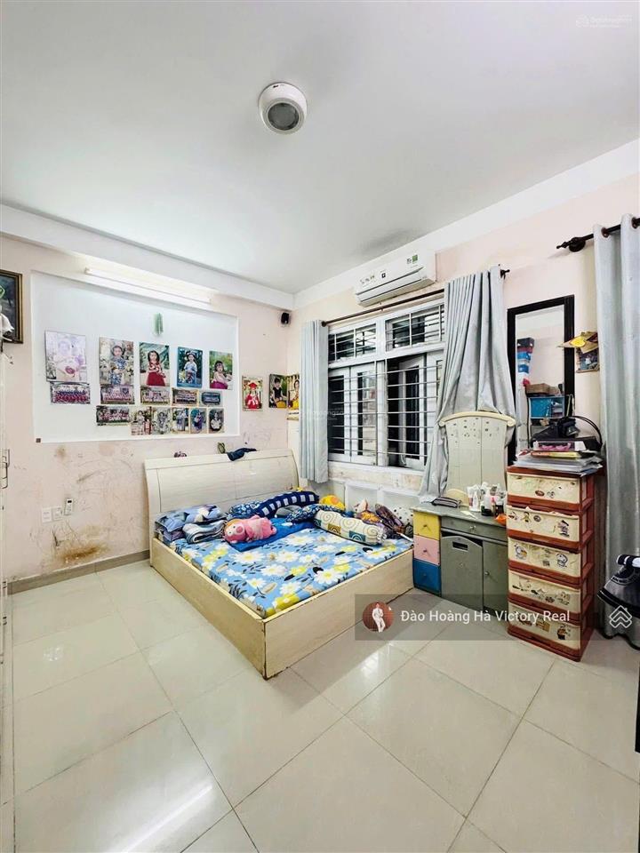 Bán nhà 4 tầng ngang 5m tại thành mỹ, p8, tân bình, giáp q10, dt 5 x 14m, 5pn,giá tốt 7.9 tỷ bl