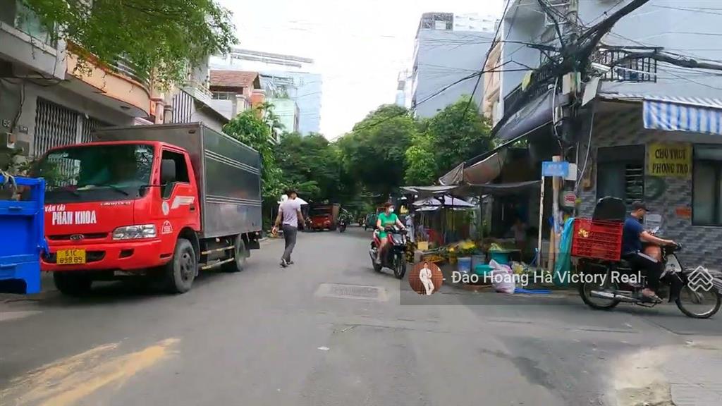 Chủ thiện chí bán nhà công nhận 70m2 [5.2 x 14m] tại văn chung, p13, tb, 8 phòng trọ, chỉ 7.6 tỷ tl