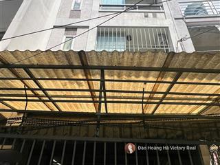 Chỉ 6.2 tỷ có ngay nhà 50m2 (dt 4.2 x 13m), 3 tầng  4pn, tại lạc long quân, p8, tân bình, hcm