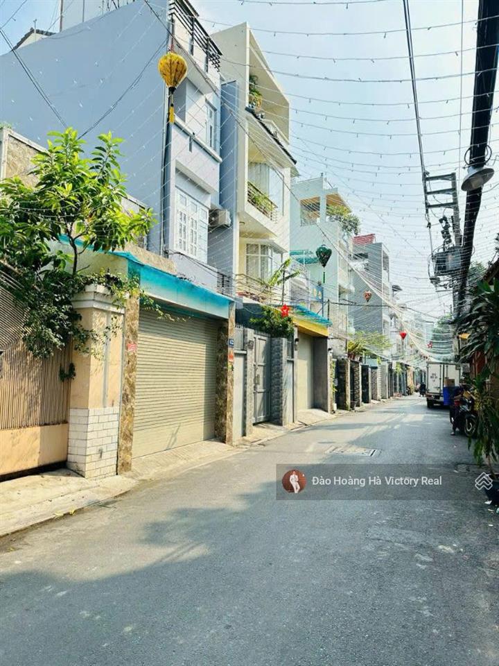 Chỉ 7,3 tỷ tl có ngay nhà đẹp đường trung lang, p12, ngay khu bàu cát, 3 tầng, dt 4,3 x 10m  43m2