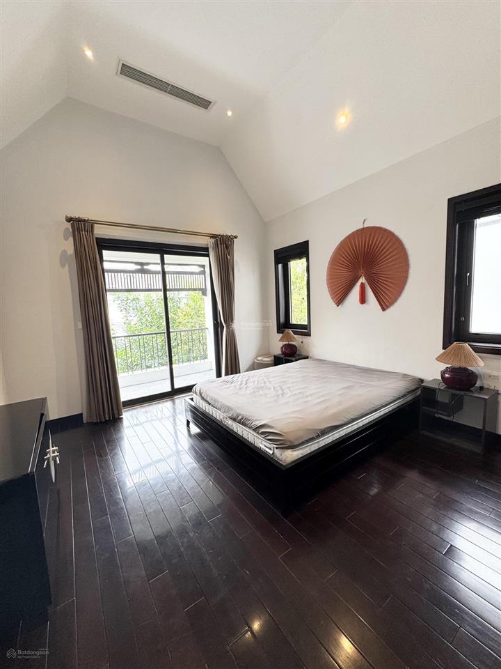 Cho thuê giá 100tr/1 tháng biệt thự vinhomes riverside 0981 839 ***