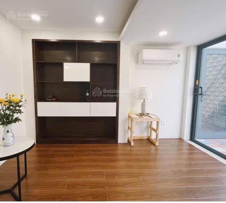 Cho thuê giá 37tr/1 tháng bt liền kề diện tích 90m2 vinhomes the hamony 0981 839 ***