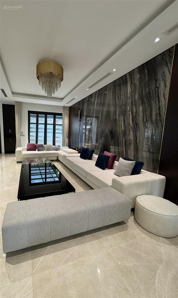 Cho thuê bt mới 100% vinhomes riverside giá thuê 110tr/1 tháng  0981 839 ***