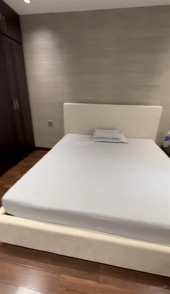 Cho thuê bt mới 100% vinhomes riverside giá thuê 110tr/1 tháng  0981 839 ***