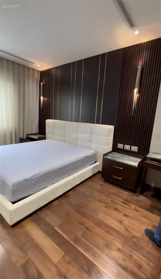 Cho thuê bt mới 100% vinhomes riverside giá thuê 110tr/1 tháng  0981 839 ***