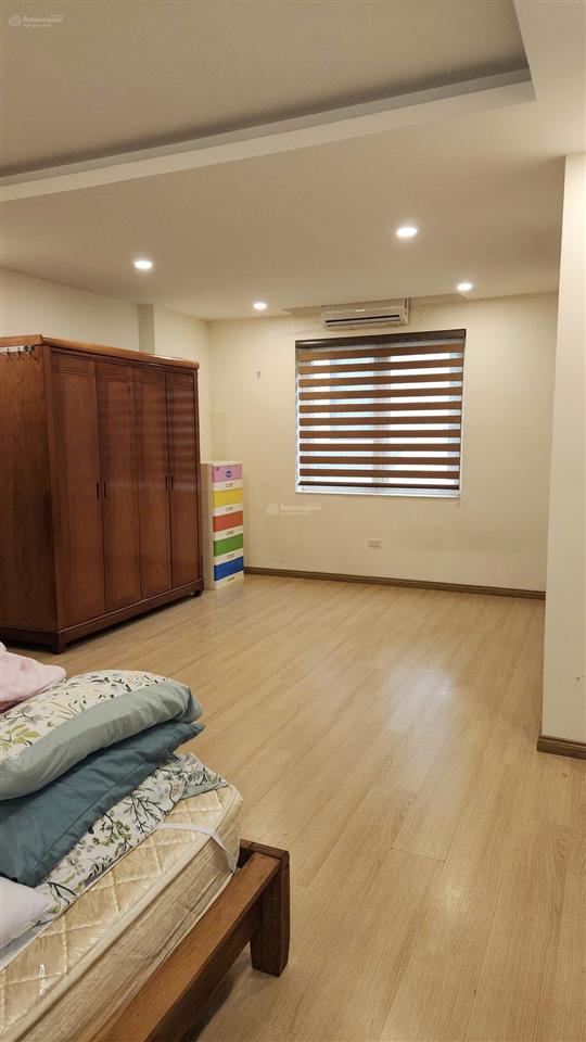 Cho thuê giá 35tr/1 tháng bt vinhomes riverside 0981 839 ***