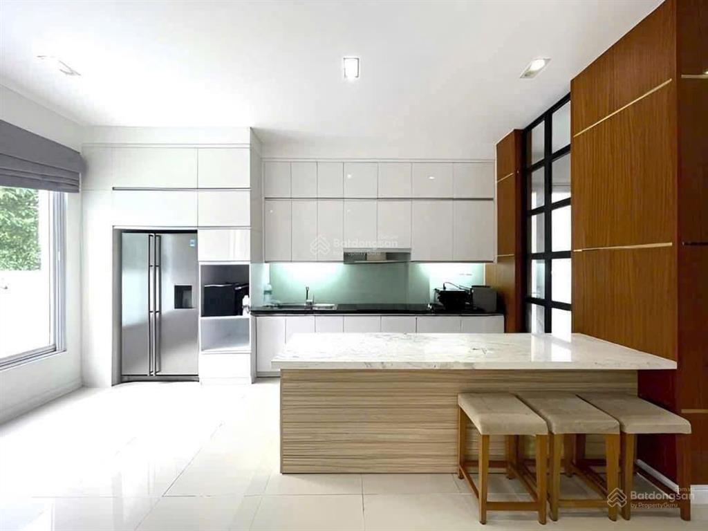 Cho thuê giá 55tr/1 tháng bt vinhomes riverside 0981 839 ***