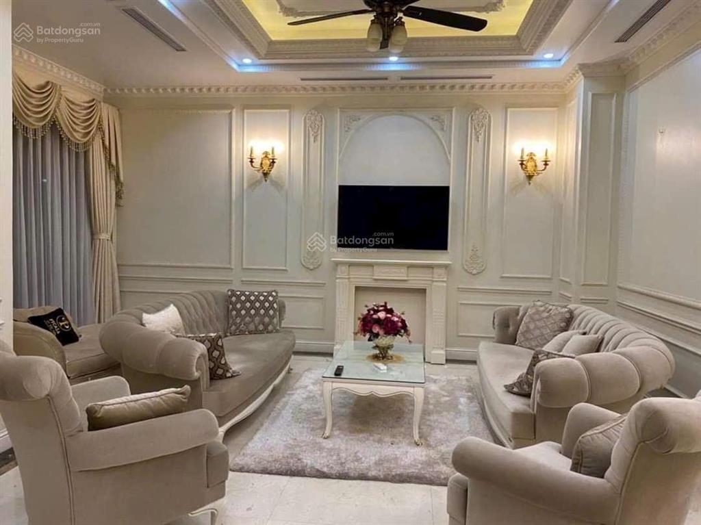 Cho thuê bt vinhomes riverside diện tích 367,8m2 0981 839 ***