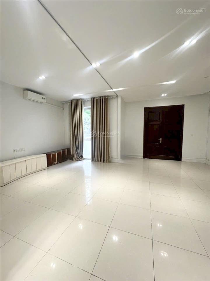 Cho thuê bt không nội thất diện tích 255m2 khu vinhomes riverside 0981 839 ***