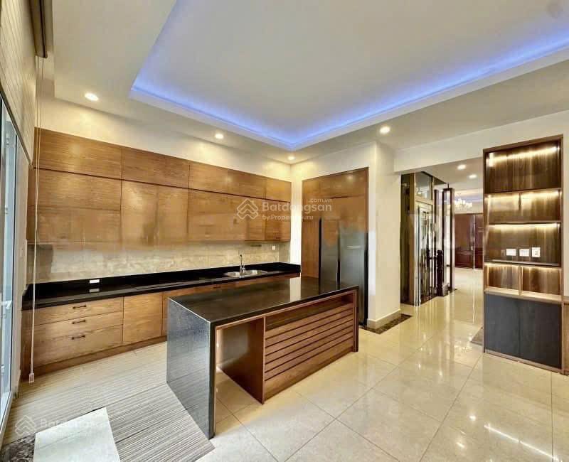 Cho thuê giá thoả thuận biệt thự vinhomes riverside. 0981 839 ***