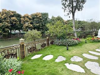 Cho thuê giá thoả thuận biệt thự vinhomes riverside. 0981 839 ***