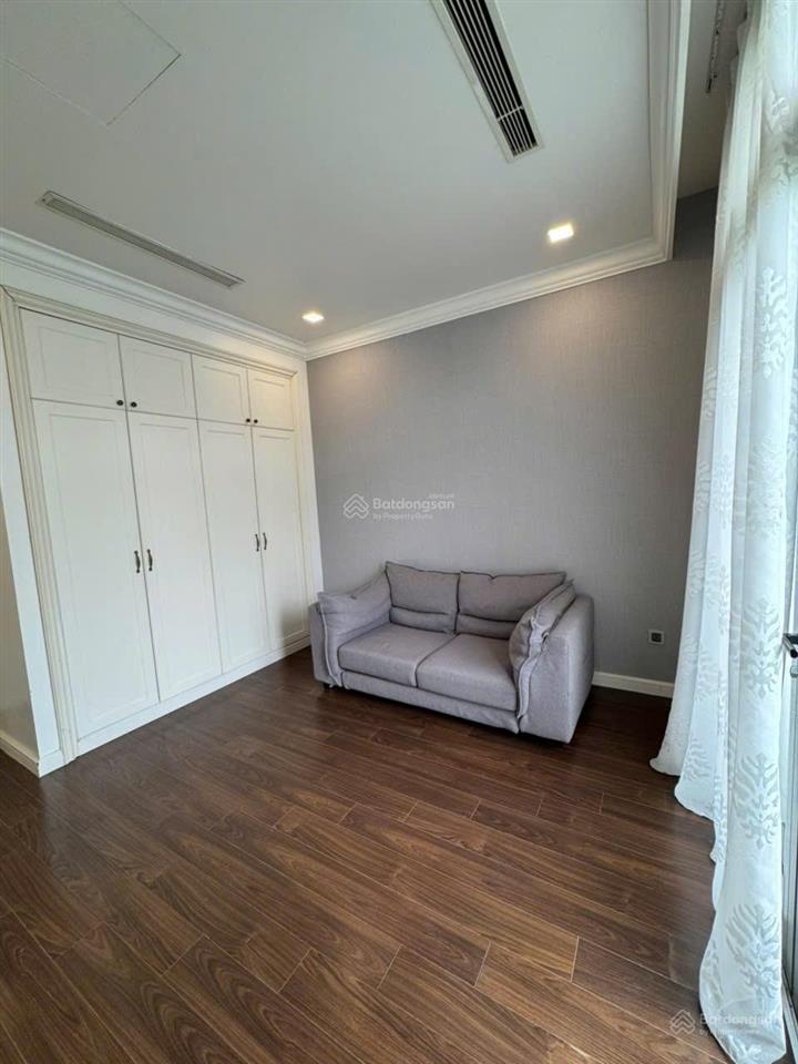 Cho thuê 33 tr/1 tháng, căn liền kề 3 phòng ngủ vinhomes the harmony.  0981 839 ***