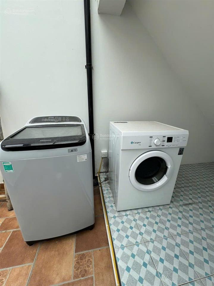 Cho thuê 33 tr/1 tháng, căn liền kề 3 phòng ngủ vinhomes the harmony.  0981 839 ***