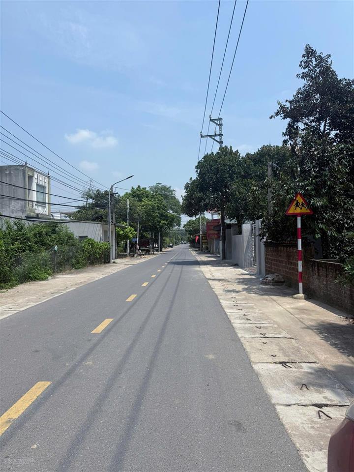 Chính chủ cần bán gấp lô đất ở tân xã đường thông giá chỉ 2,8tỷ công chứng trong ngày