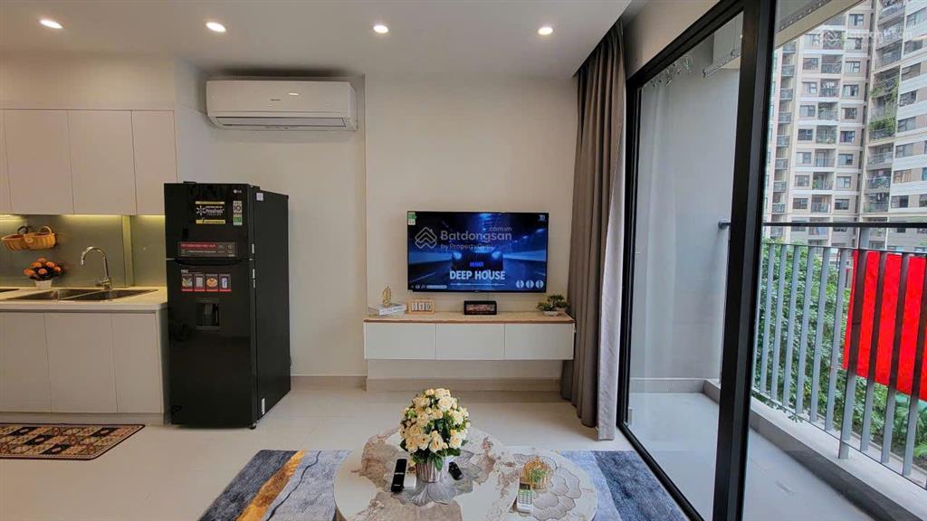 Chính chủ gửi bán gấp căn 2pn + 2vs phân khu sapphire, giá 5,1 tỷ, dt 62,8 m2, full nt, view đẹp