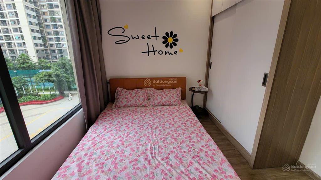 Chính chủ gửi bán gấp căn 2pn + 2vs phân khu sapphire, giá 5,1 tỷ, dt 62,8 m2, full nt, view đẹp