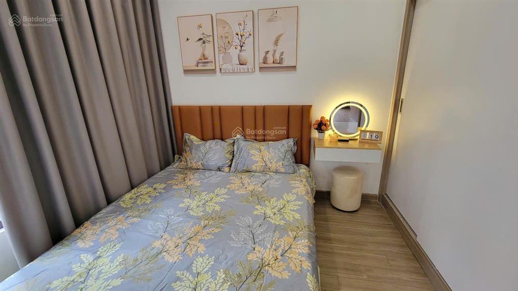 Chính chủ gửi bán gấp căn 2pn + 2vs phân khu sapphire, giá 5,1 tỷ, dt 62,8 m2, full nt, view đẹp