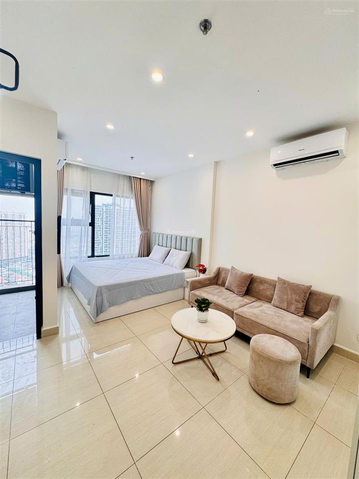 Bán nhanh căn studio the sapphire s301, giá 2 tỷ 030, dt 28m2, full nội thất, view thoáng