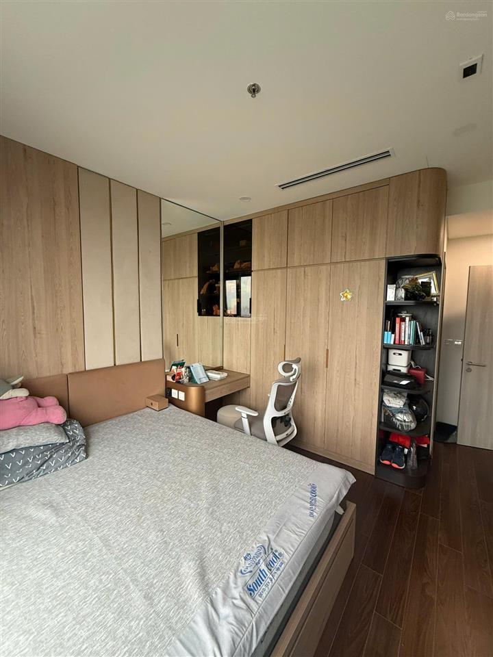 Bán căn hộ 3pn 2vs, 80,1m², masteri tòa b, giá 7,8 tỷ, full đồ đẹp, tầng trung view hồ