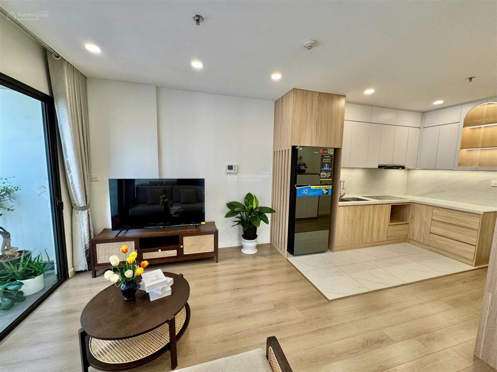 Siêu hot bán nhanh căn 2pn+ s303, 64m², 4 tỷ 430 căn góc view hồ, thoáng nhất smart city