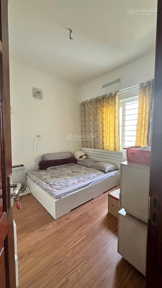 Chính chủ bán mặt phố đê la thành  nhà cấp 4  27m  sau qh 3 thoáng  giá đẹp đầu tư  0852 349 ***