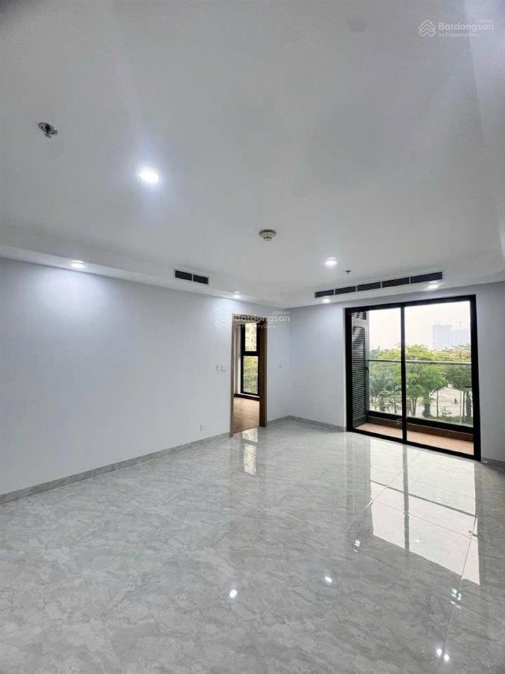 Rẻ nhất tây hồ  bán chcc skyline west lake tây hồ  lô góc  92mx2pn2vs  9.79 tỷ  0852 349 ***