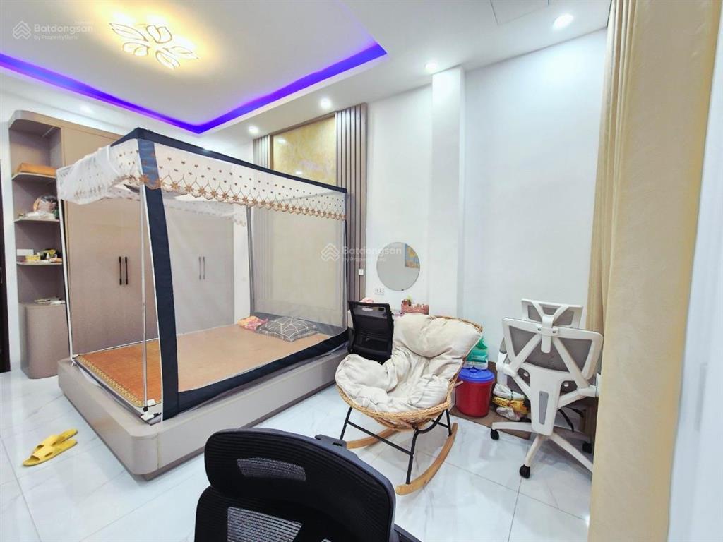 11.6 tỷ  đường láng  oto ngủ trong nhà  36mx5tầng  vị trí tiện ích ngập tràn  0852 349 ***