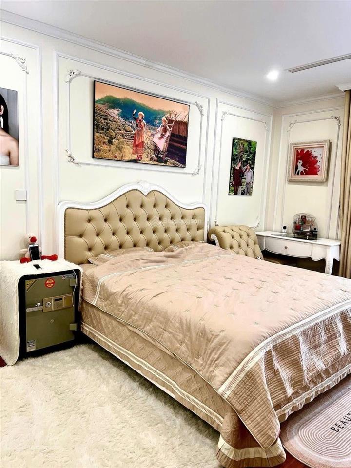 Cho thuê chcc c18  655 lạc long quân  3pn2vs  21tr/tháng  full đồ nội thất tiền tỷ 0852 349 ***