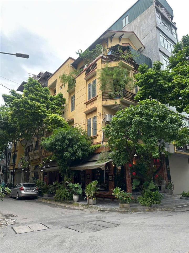 Rẻ vô địch  bán nhà lô góc nguỵ như kon tum60mx5tầng view công viên vỉa hè oto tránh 0852 349 ***