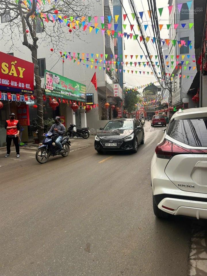 Chính chủ bán gấp lô đất mặt phố tây tựu  310m  oto tránh  kinh doanh tôt  270tr/m  0852 349 ***