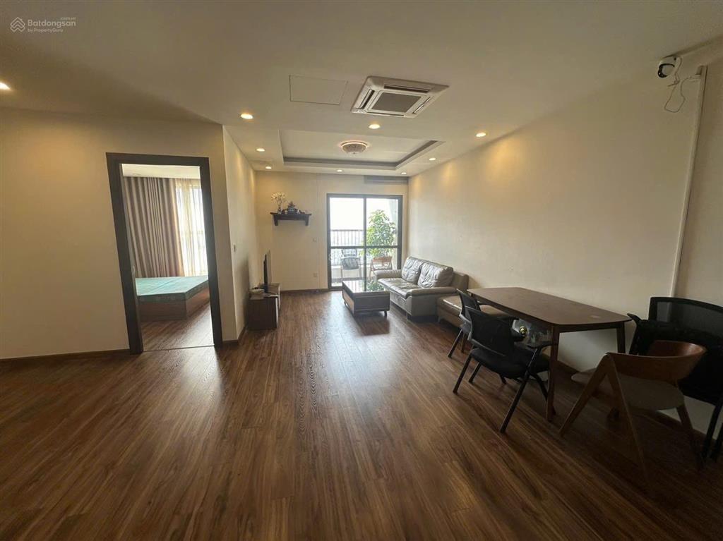 Cho thuê chung cư mipec tower 229 tây sơn  138m2x3pnx2vs  20tr/tháng  0852 349 ***