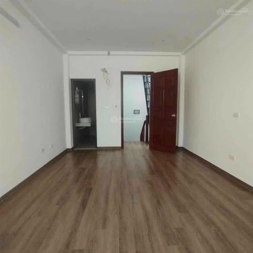 Chủ ngộp bank bán nhà dương khuê  cầu giấy | 30m x 6 tầng  gần oto  ngõ 3 gác  0852 349 ***