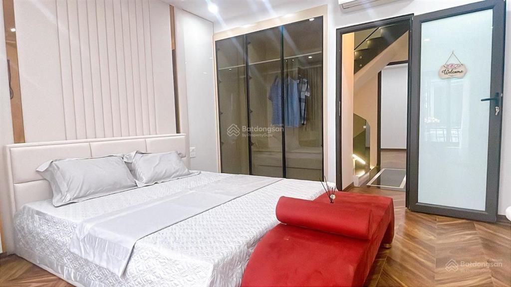 Một căn xuân đỉnh  40m2x5tầng đẹp  cách ô tô 10m  ngõ 3 gác  ở ngay  0852 349 ***