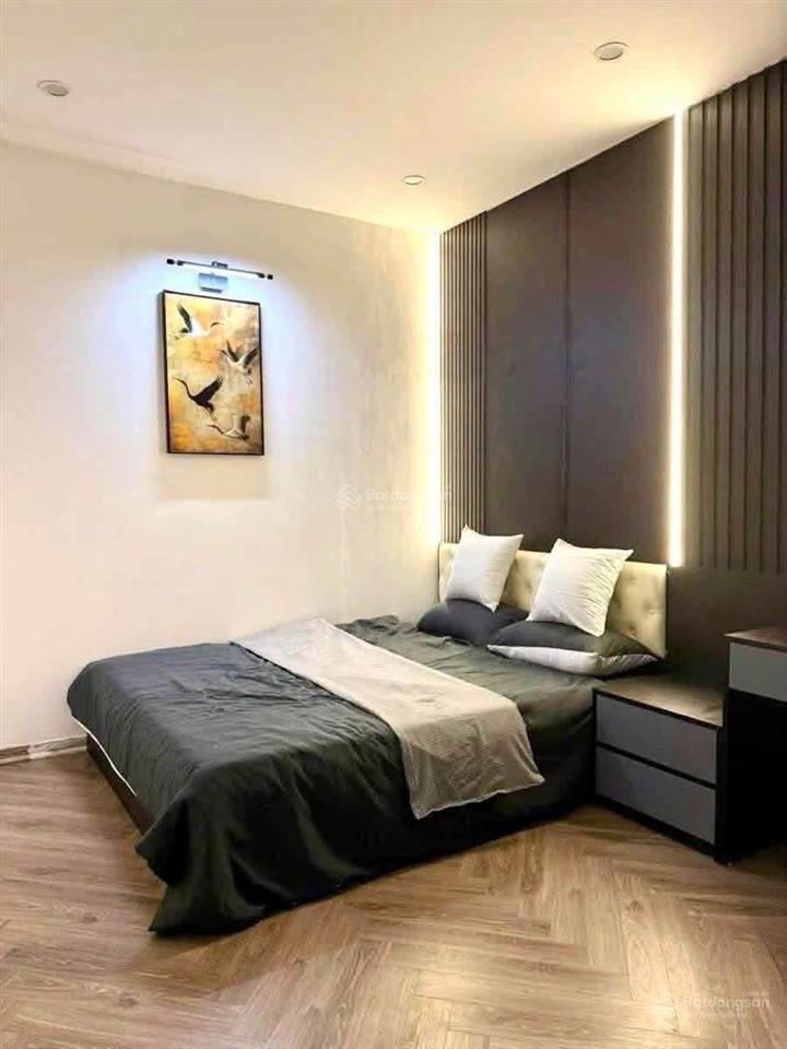 Phó đức chính  ba đình  33mx5tầng  mt5m  9.9tỷ  full đồ cách mặt phố chỉ 10m  0852 349 ***