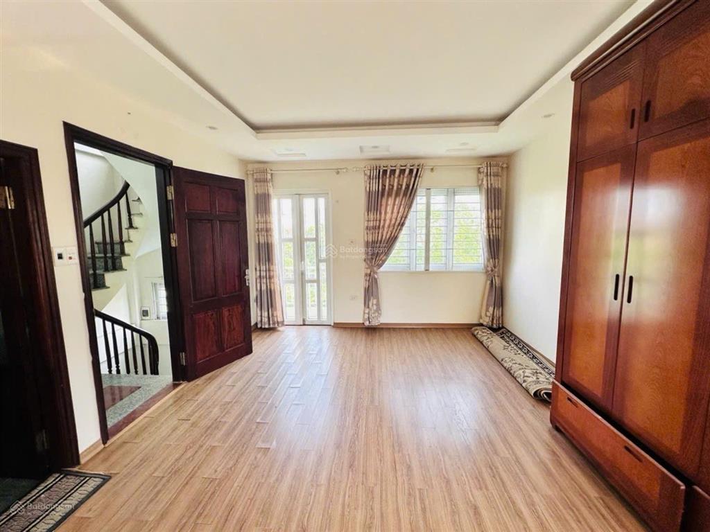 Nhà đẹp xuân đỉnh 45m sử dụng 5 tầng nhỉnh 7 tỷ  cách oto 10m  nhà 2 thoáng  0852 349 ***