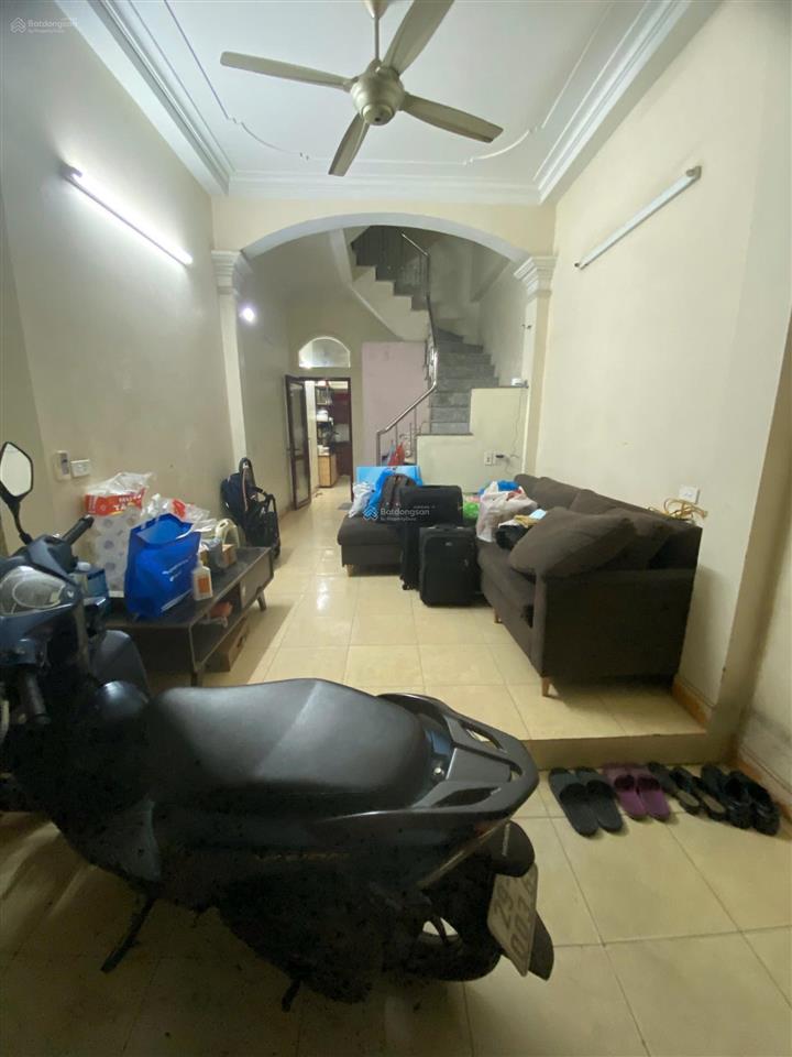 Bán nhà riêng 40m2 chính chủ tại bồ đề long biên hà nội