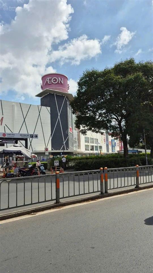 Cần bán nhà mặt tiền bờ bao tân thắng, đối diện aeon tân phú