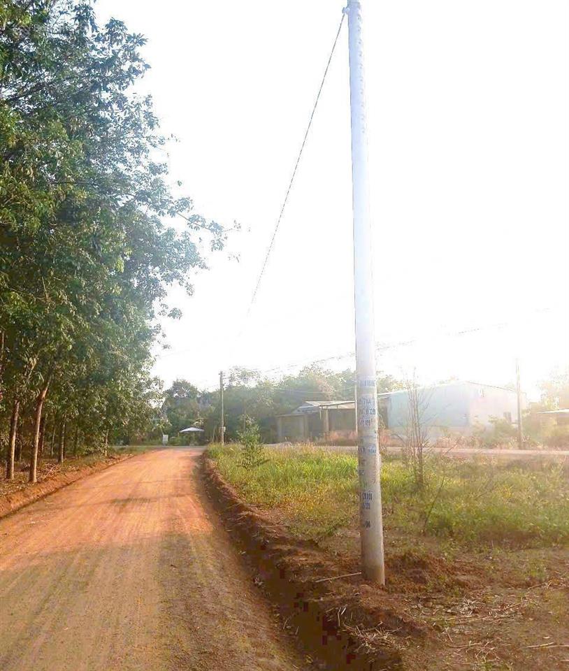 Hàng hiếm sát vành đai hồ suối cam 1600m2, nhà vườn cực chill