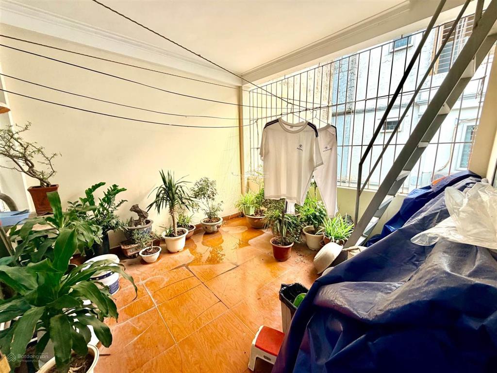 Bán nhà kim ngưu 45m2 5 tầng phân lô 10m ra đường ô tô