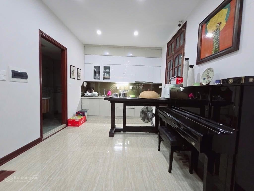 Bán nhà mai động lô góc 3 mặt ngõ ô tô vị trí hiếm