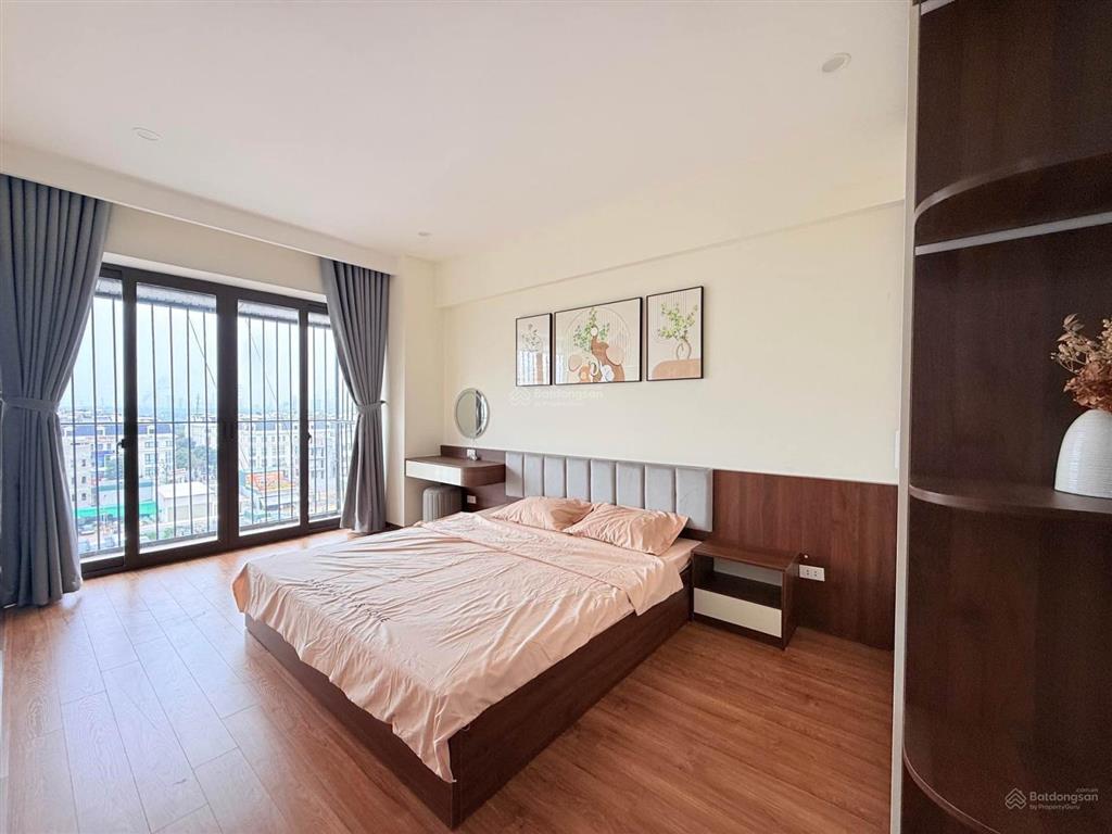 Trung tâm hoàng mai nhà đẹp ở ngay full nội thất cao cấp 2 phòng ngủ tặng toàn bộ nội thất