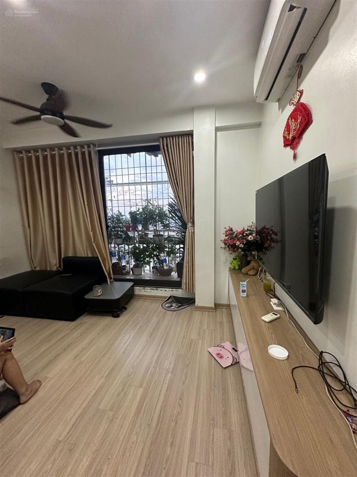 Chung cư tân mai 3 phòng ngủ, 2 wc full nội thất vào ở ngay sổ đỏ chính chủ