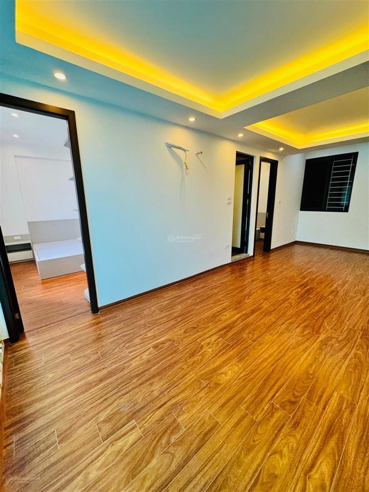 Chung cư kđt đền lừ 2 phòng ngủ, 2 wc full nội thất view thoáng trung tâm tiện ích