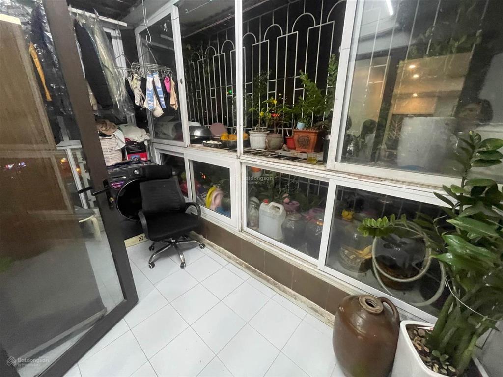 Chung cư đền lừ 1 lô góc 3 mặt thoáng 2 phòng ngủ full nội thất view pháo hoa vào ở ngay
