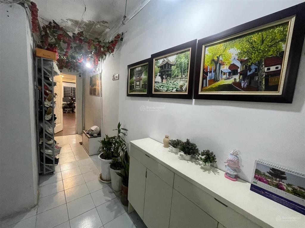 Chung cư đền lừ 1 lô góc 3 mặt thoáng 2 phòng ngủ full nội thất view pháo hoa vào ở ngay
