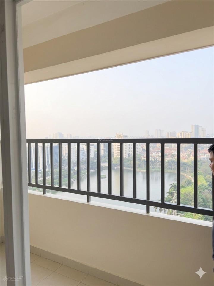 View hồ cực hiếm căn góc 3 thoáng 2 phòng ngủ ánh sáng tự nhiên sổ đỏ chính chủ