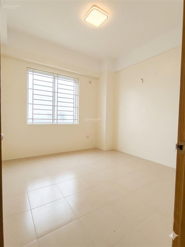 View hồ cực hiếm căn góc 3 thoáng 2 phòng ngủ ánh sáng tự nhiên sổ đỏ chính chủ