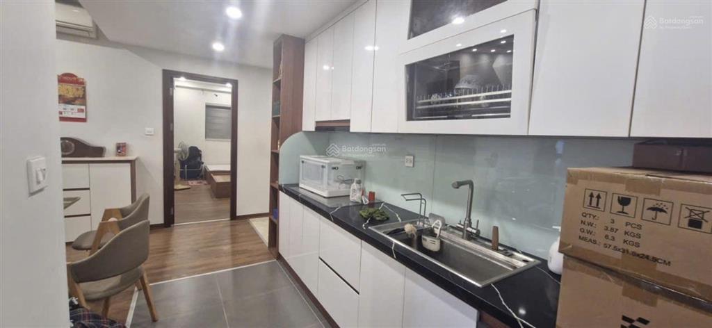Căn hộ view hồ đền lừ lô góc tầng trung 2 ngủ 2 wc có slot ô tô có thể cải tạo 3 ngủ